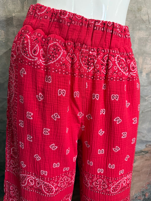 5791 Bandana Crop Pant-RED
