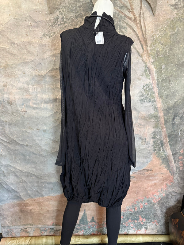 25532 Crushed Mockneck Dress-Black