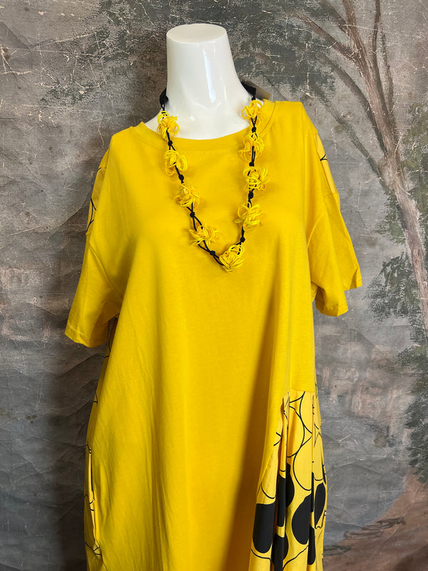 0662 VC Polka Dot Dress-Black/Yellow