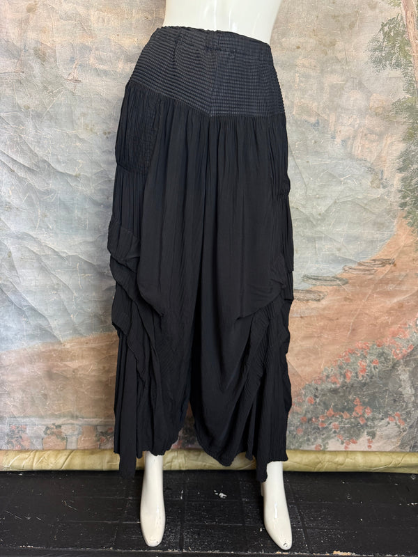 88514 Crinkle Pleat Pants