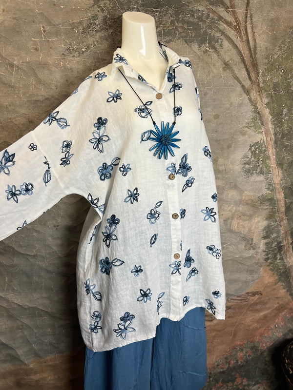 91849 ART Spring Motif BF Shirt-White