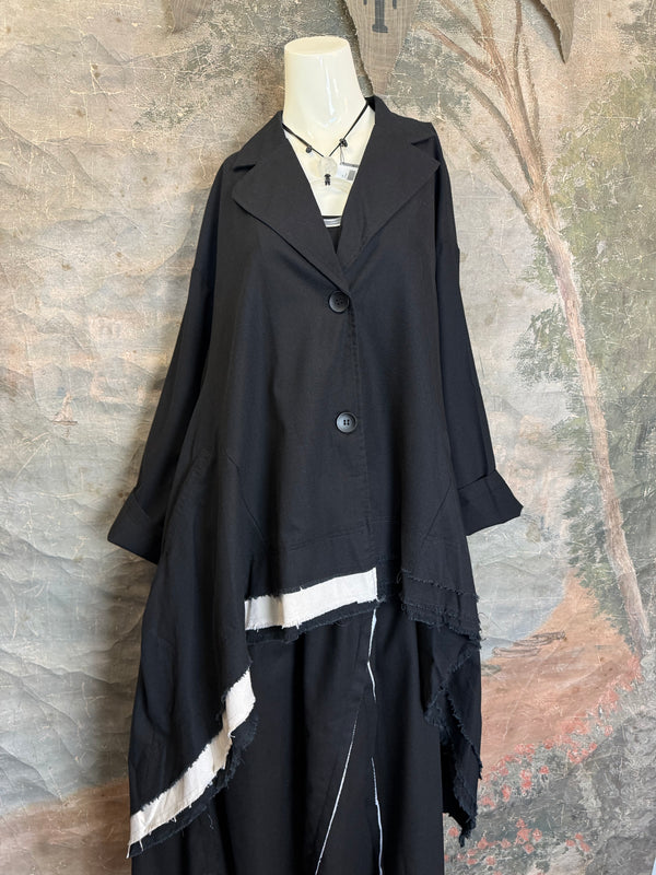 32302 Med to Long Blazer Jkt W/Trim-Black