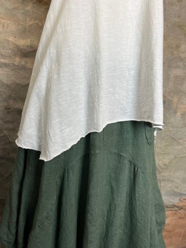 3161 V-Neck Raw Edge Tee-White