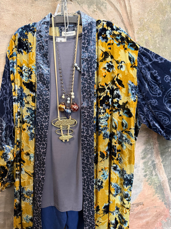 3582 Velvet Burnout Kimono