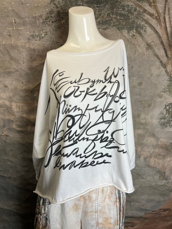 TEE007S2 Luna Tee W/Graphic