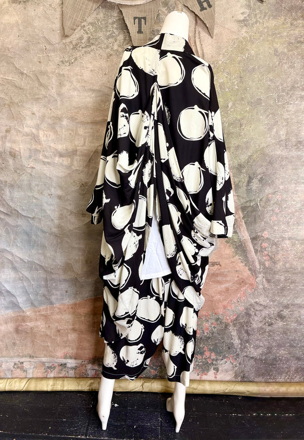 W601 Lina Jacket-Black w white dots