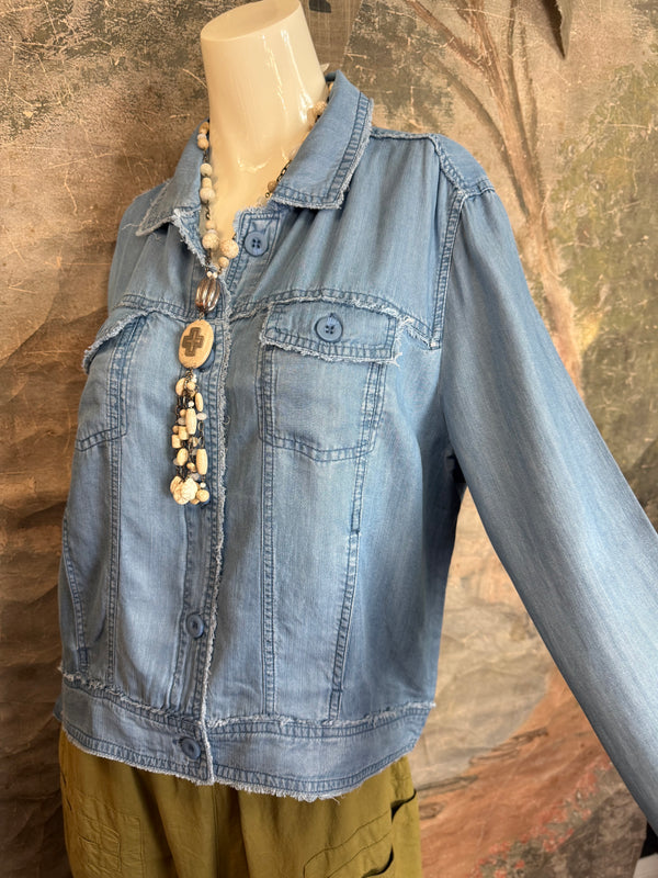 LIN7403 LULA B TRAVEL JKT-Denim