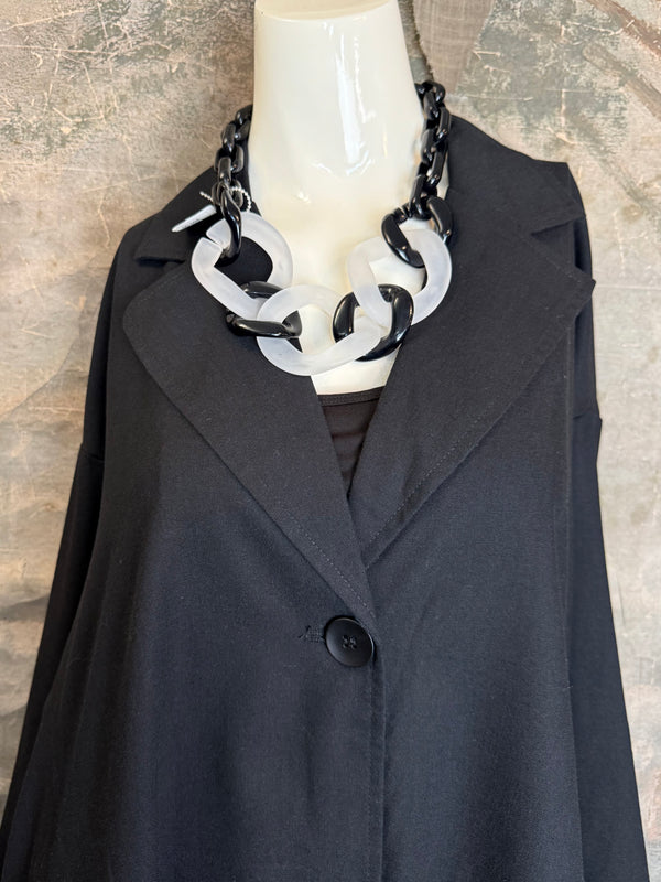 32302 Med to Long Blazer Jkt W/Trim-Black