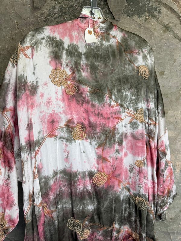 Tie-dye floral kimono duster in pink and olive with gold rose print, styled with colorful disc necklace - 5
