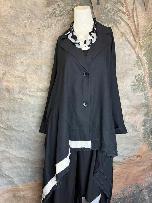 32302 Med to Long Blazer Jkt W/Trim-Black