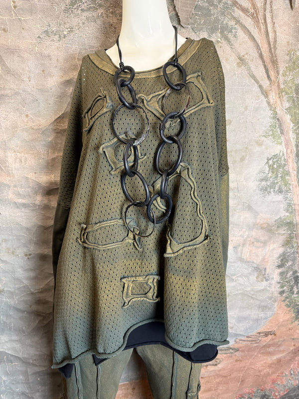 CE714 Cheer Sweater Top-Polished