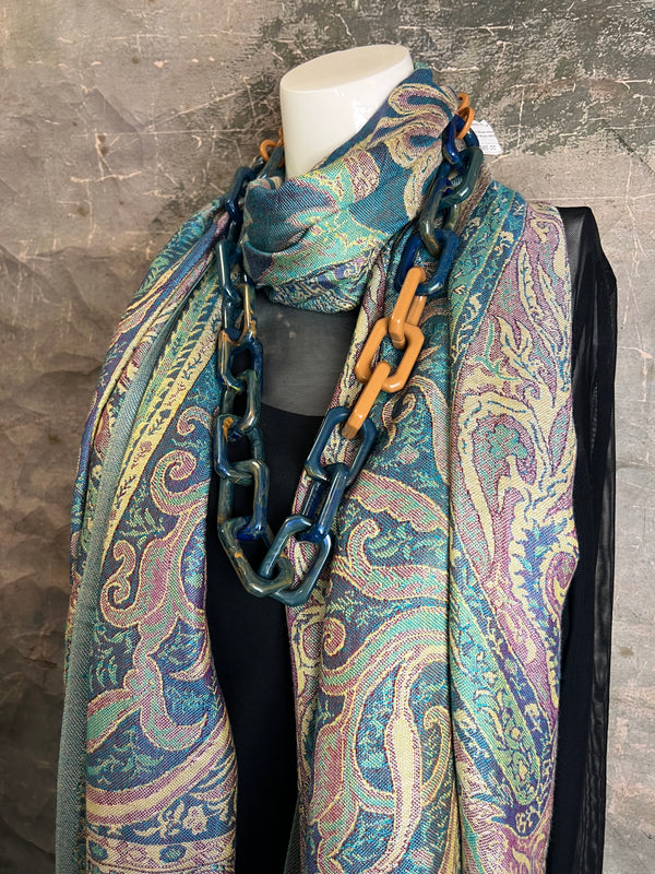 16630 ANU REVERSIBLE SCARF-BUTTER PAISLEY