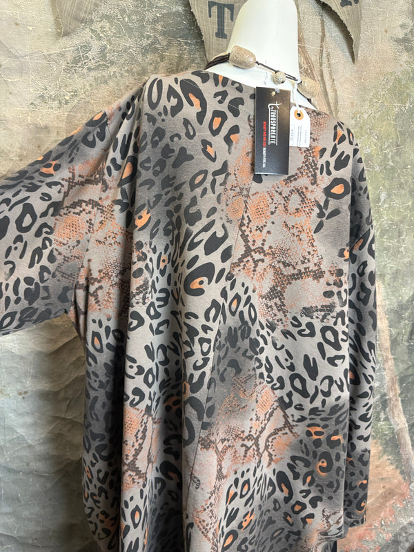 91919 Leopard Print Pullover-Mocha