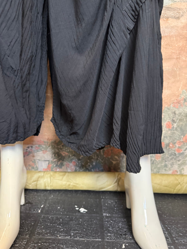 88514 Crinkle Pleat Pants