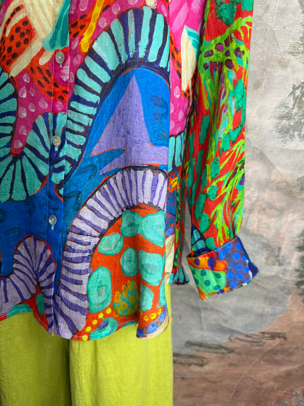 CP-92527 Abstract Blouse