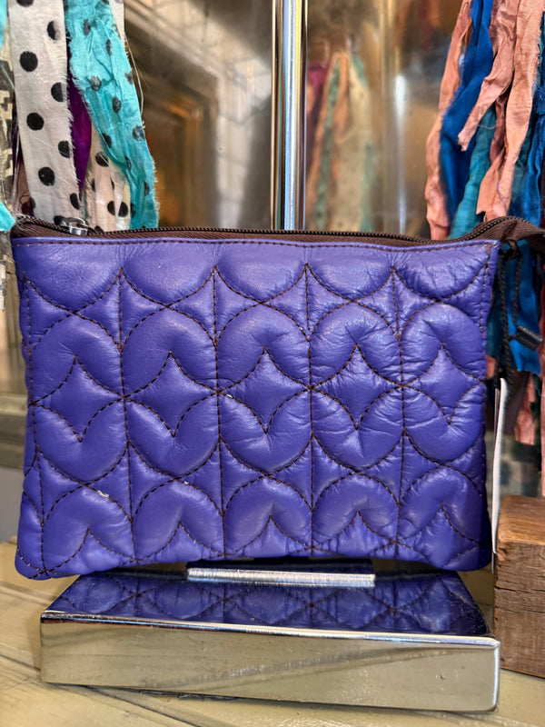 81082 Icaria Crossbody-A