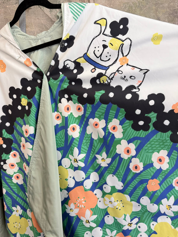 Inoah's Artful 2 Look Raincape-Duke & Daisy
