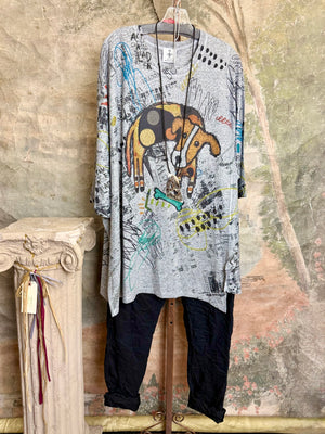Oversized gray crew pullover with colorful graffiti-style dog graphic print, long sleeves, one size fits all - 2
