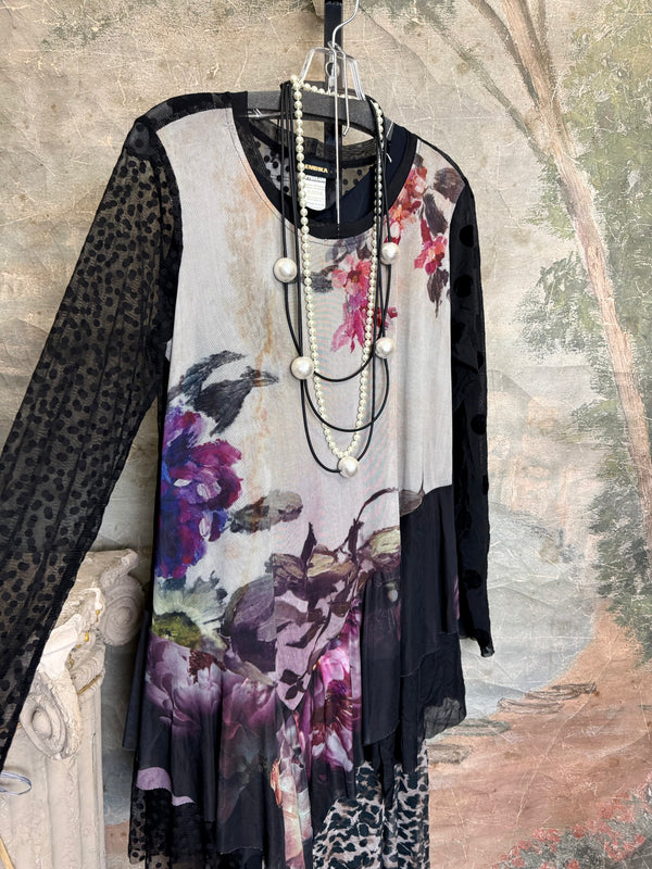 UT104 Urban Taffeta Butterfly T