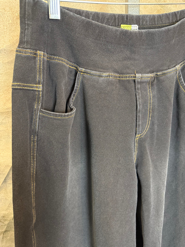 30139N21 Wide Leg Pant-Dimgray