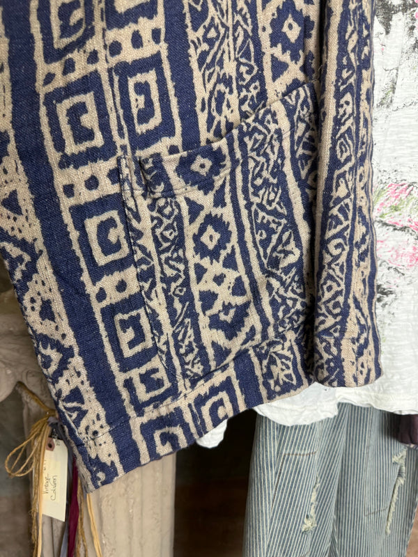 Blue white shibori ikat print kimono jacket open front boho style layered over floral tee with flower necklace - 7