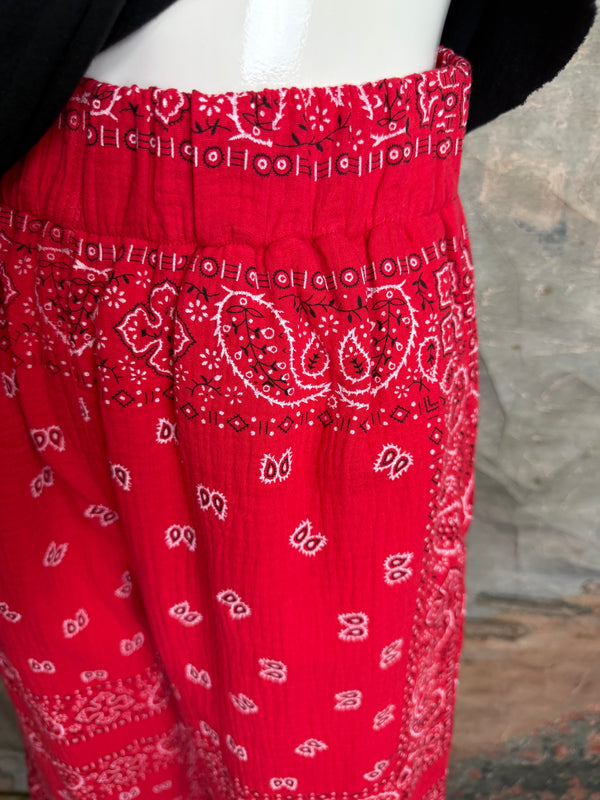 5791 Bandana Crop Pant-RED
