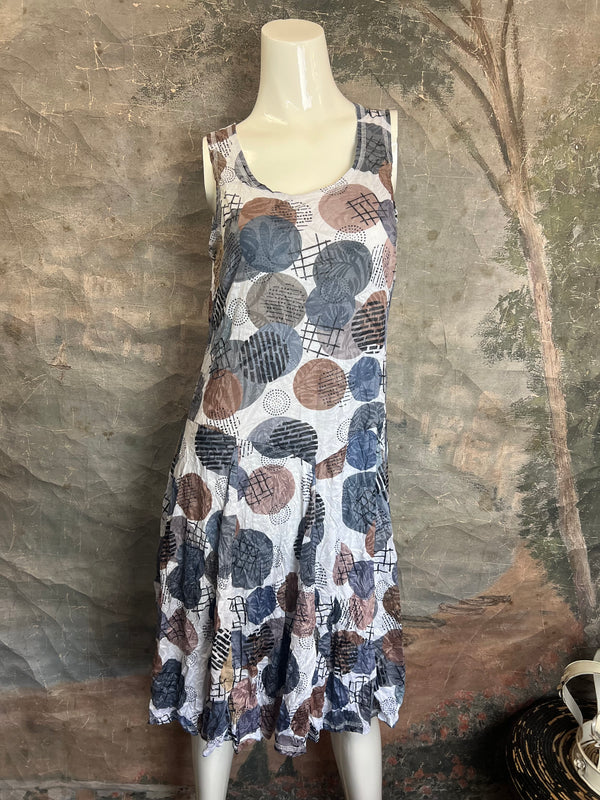 25007 Crinkle Bubble Dress