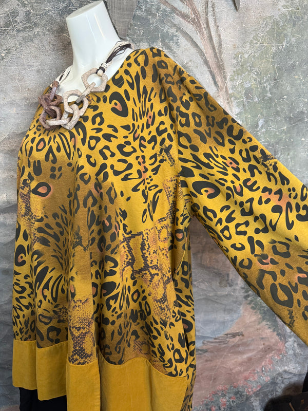 91919 Leopard Print Pullover-Mustard