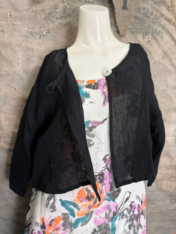 MP-MT348 Bolero With Button-Black