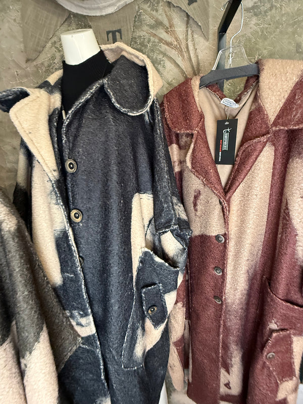 92207-62 Artist Poncho Coat-Mud
