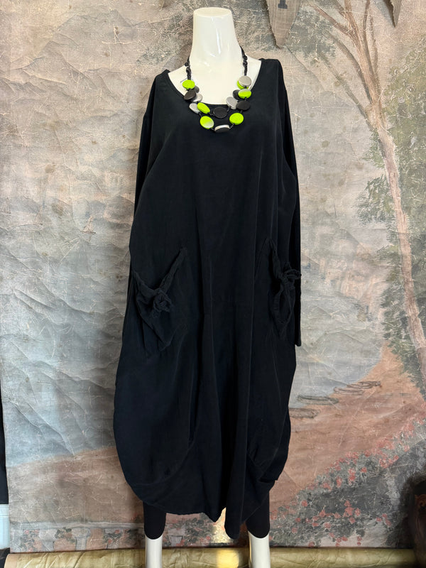 92003 Corduroy Pocket Dress-Black