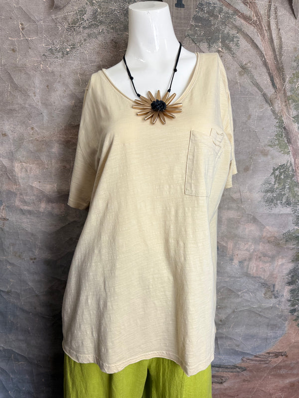 JG- Moon Dance V-Neck Tee-Oats