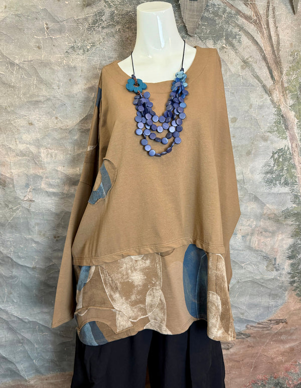 91865 Artsy Patch Pullover-Camel