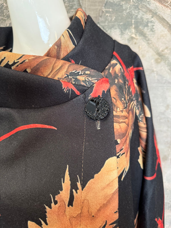 91813 Asym Floral Cropped JTK-BLACK