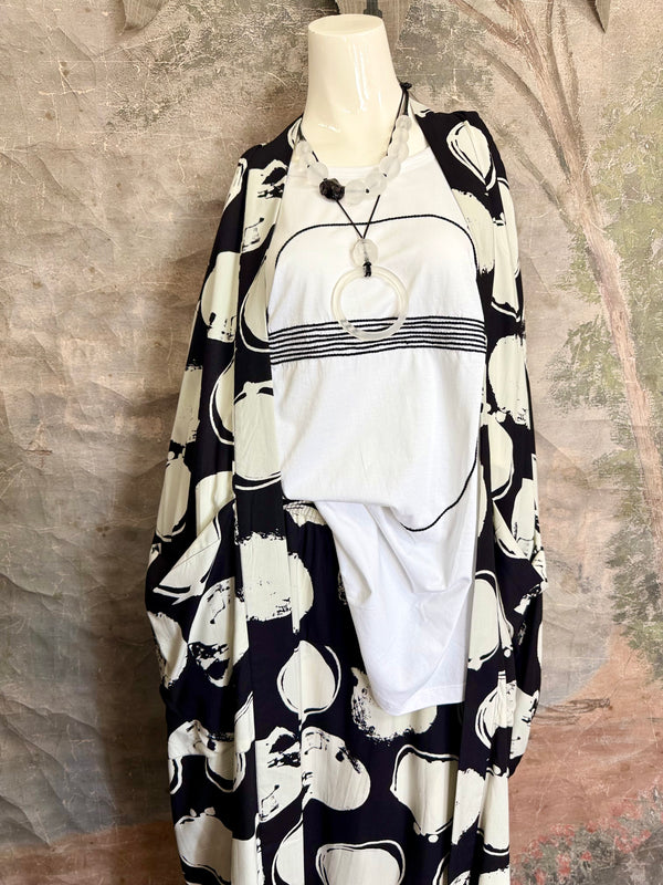W601 Lina Jacket-Black w white dots
