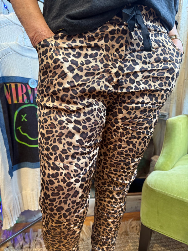 0A910 Pull On Stretch Pants-Leopard Print