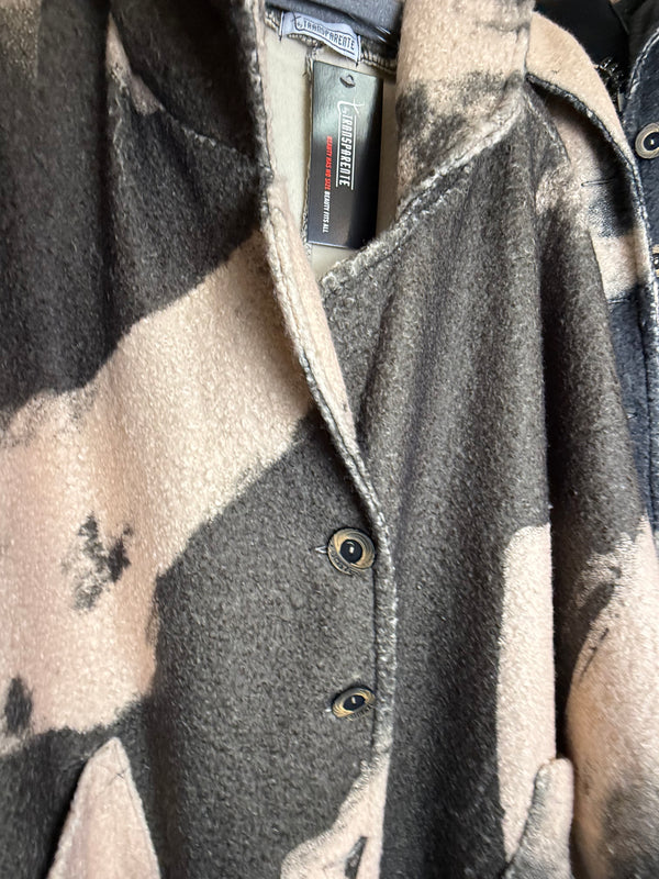 92207-62 Artist Poncho Coat-Mud