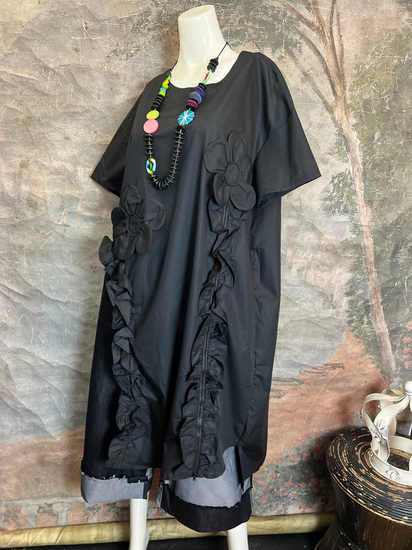90915 Floral Applica Tunic W/Slits-Black