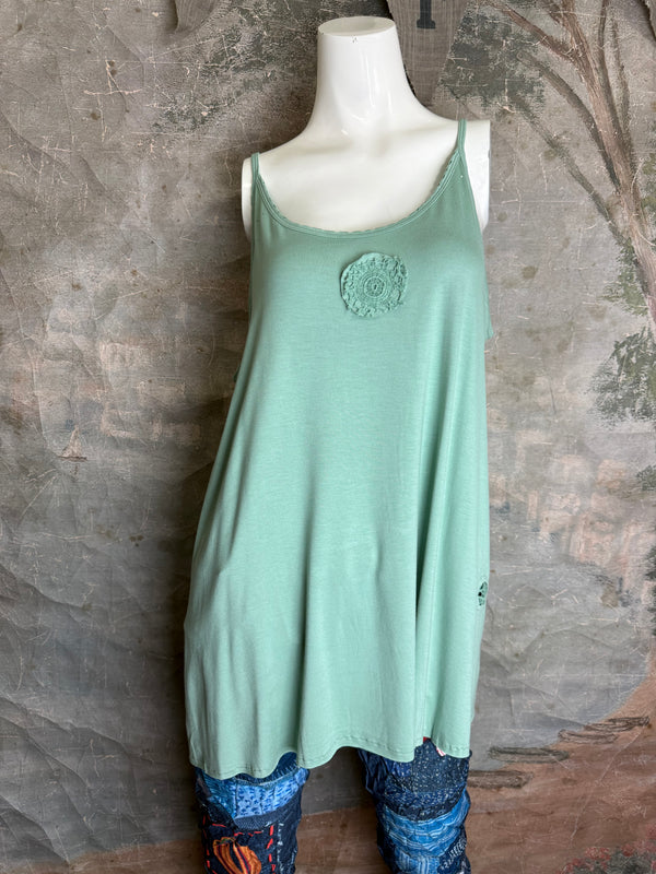PL-RE110 Raw Lace Cami Tank-Jade
