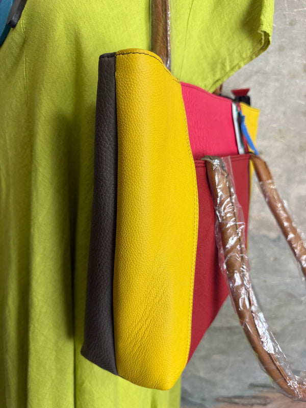 84730 Sitges Shoulder Bag-A