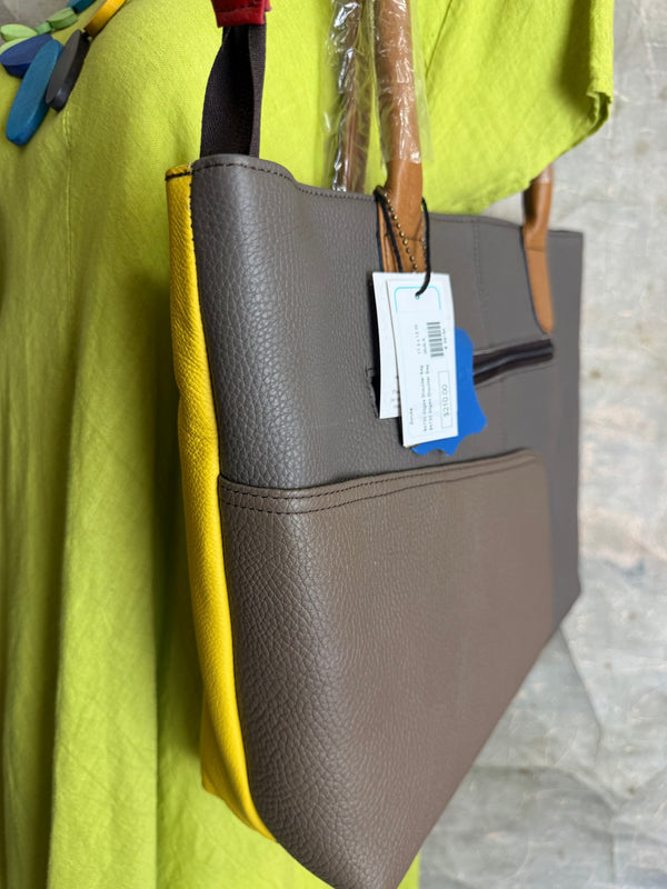 84730 Sitges Shoulder Bag-A