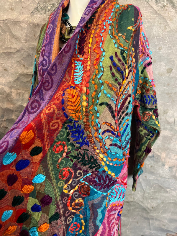 15873 Embroidered Echo Duster-MULTICOLOR