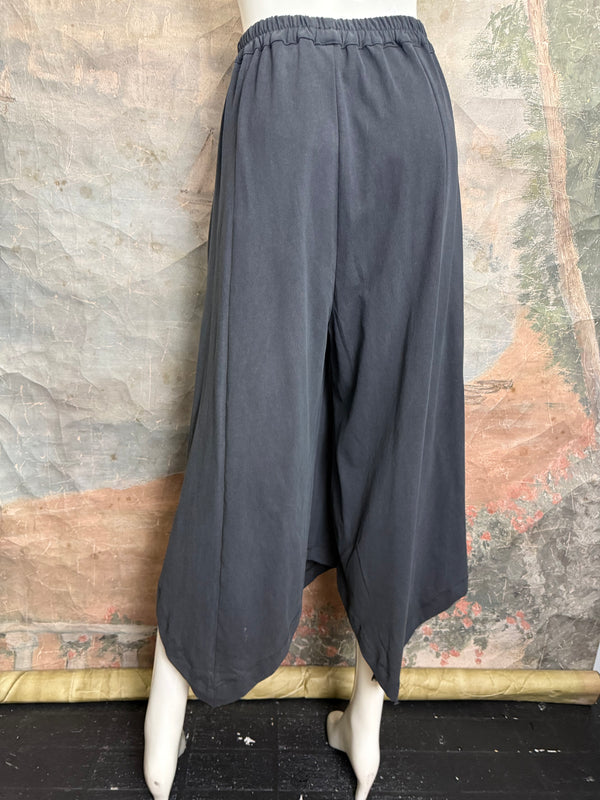 Q173 Zelda Pant-Black
