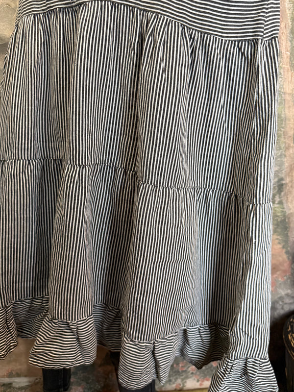 5569 Judy Hoodie Short Dress-Black/White