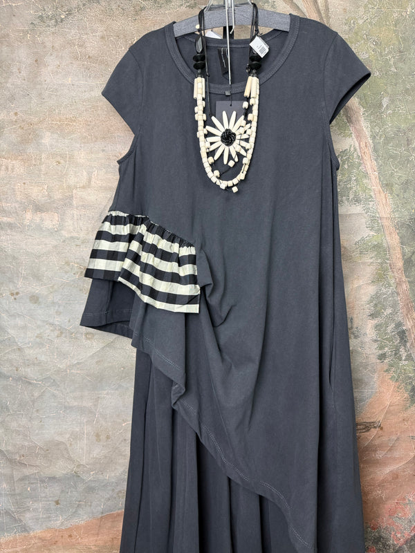 Q4020 Terra Shirt-Black