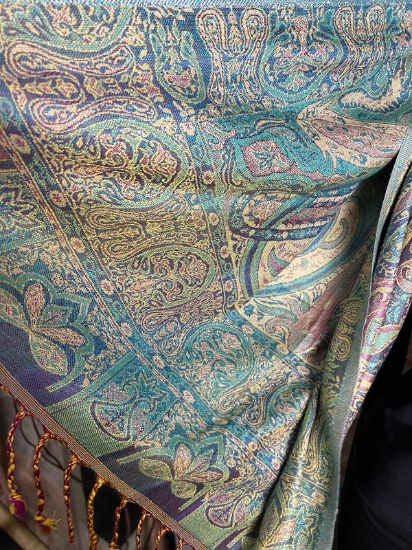 16630 ANU REVERSIBLE SCARF-BUTTER PAISLEY