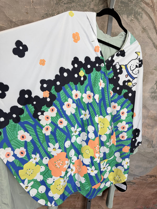 Inoah's Artful 2 Look Raincape-Duke & Daisy