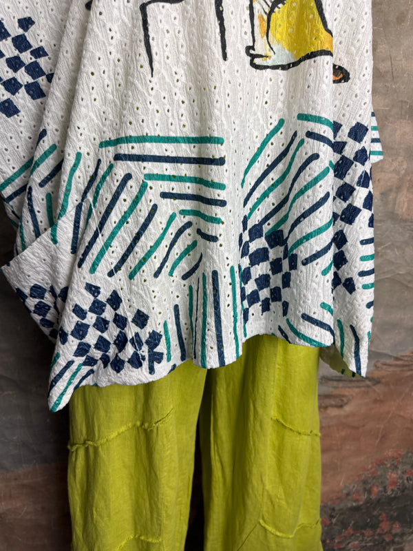 T1196 Vneck Dolman High-low Top-CAT-Astrophy