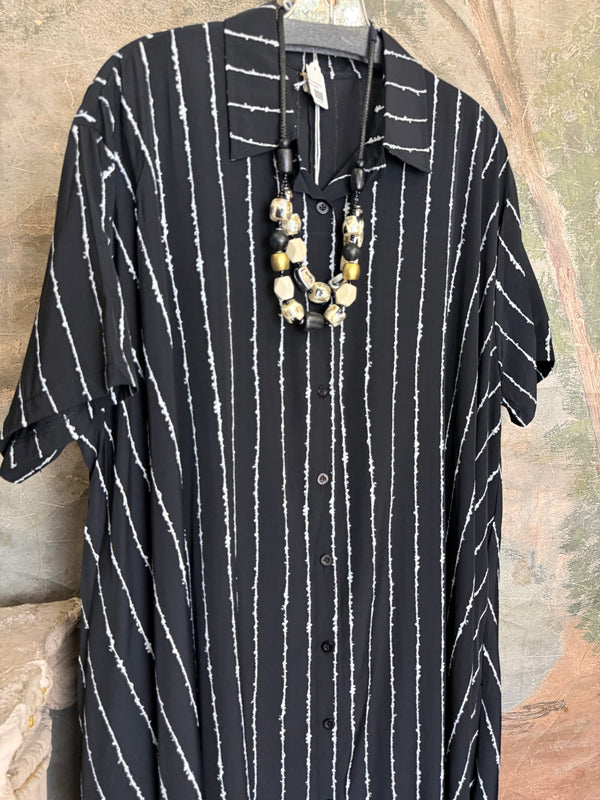4948 Statement Buttonup Dress