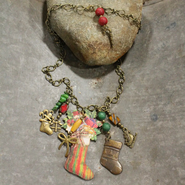 0A Stockings Were Hung Necklace